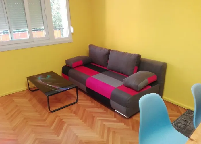 Apartament Sareni