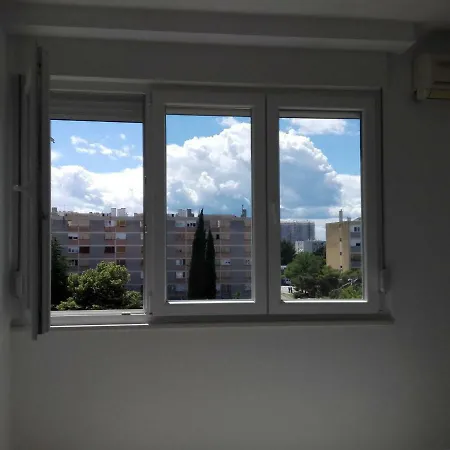 Sareni Apartment *
